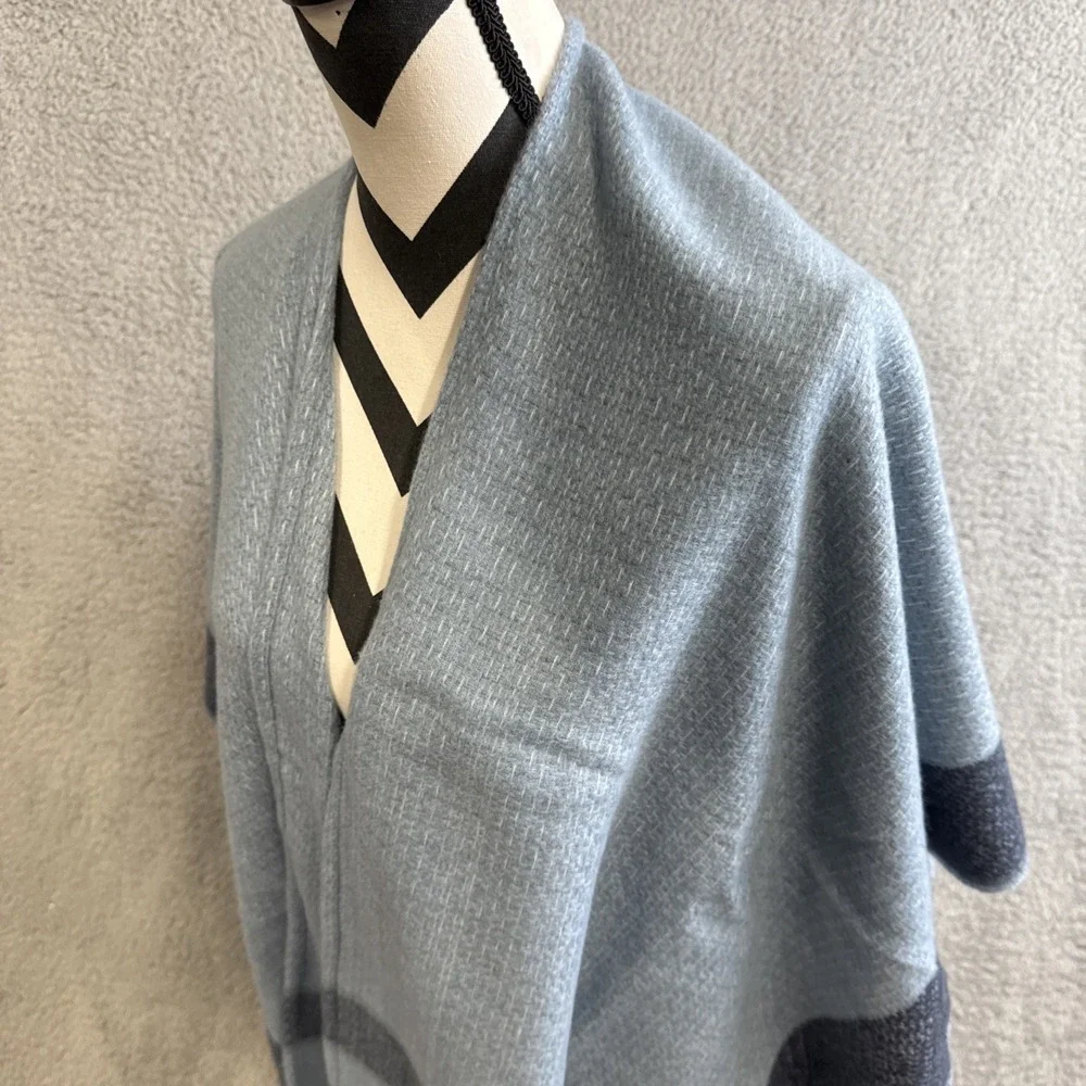Nine‎ West Shawl Womens One Size Blue Plaid Cover Up Scarf Soft New With Tag